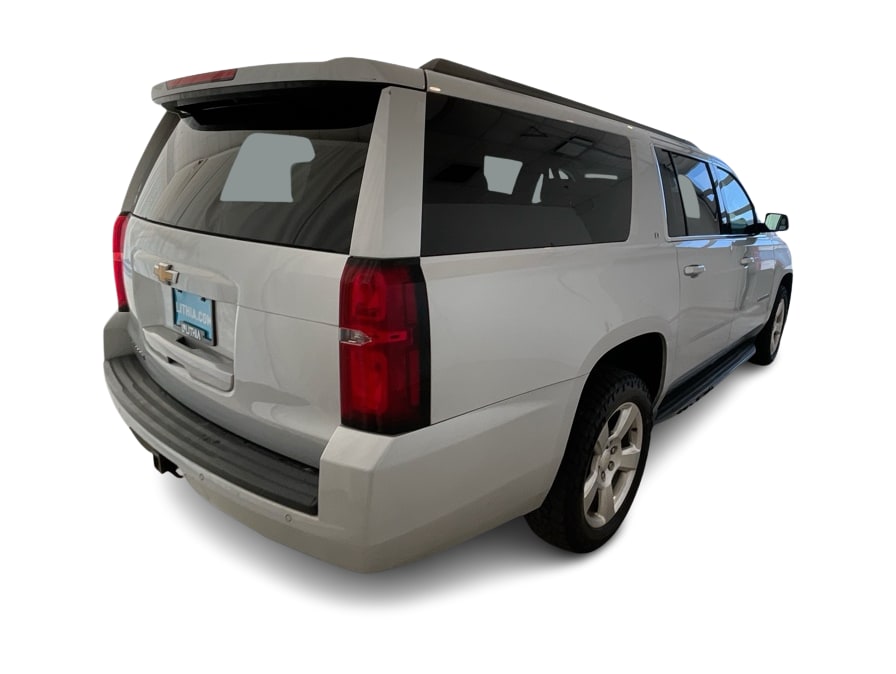 Thumbnail: 2016 Chevrolet Suburban - 19