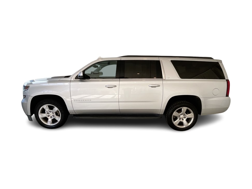 Thumbnail: 2016 Chevrolet Suburban - 3