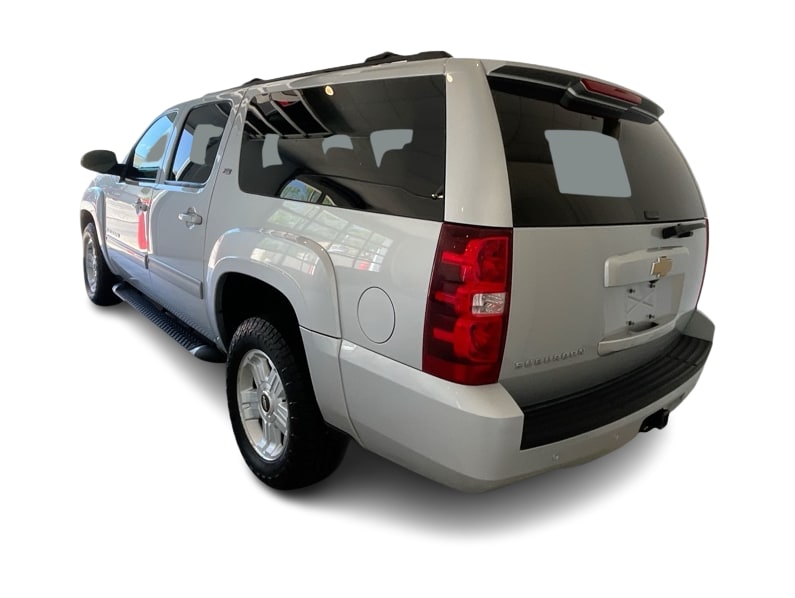 Thumbnail: 2014 Chevrolet Suburban - 4