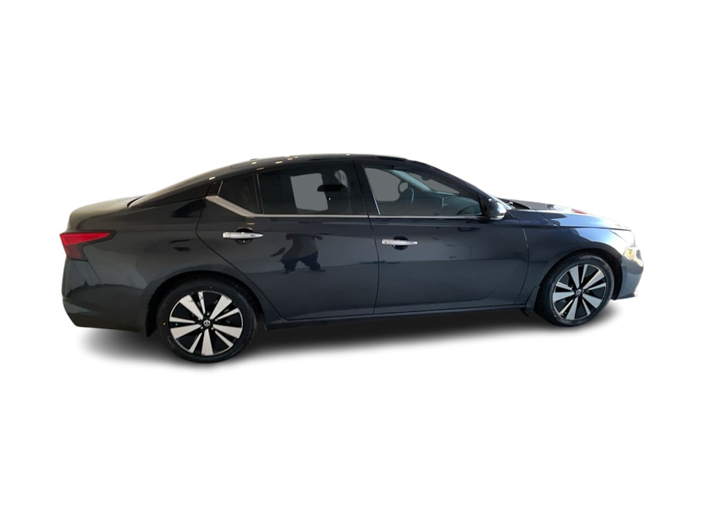 Thumbnail: 2019 Nissan Altima - 21