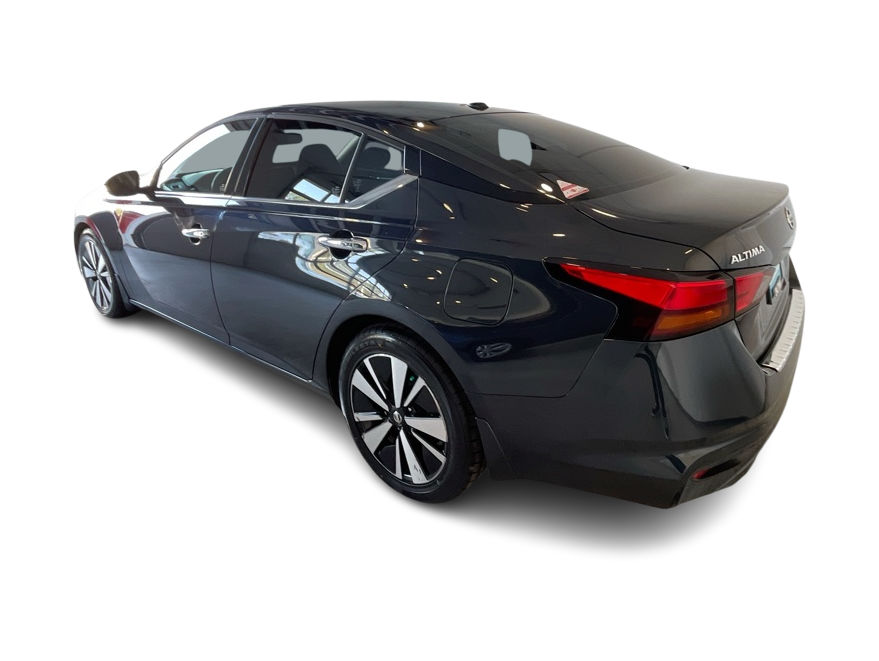 Thumbnail: 2019 Nissan Altima - 4