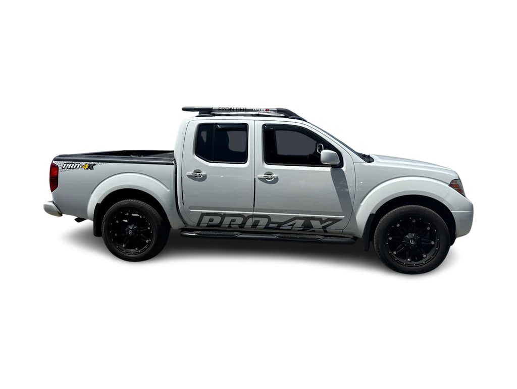 Thumbnail: 2016 Nissan Frontier - 16