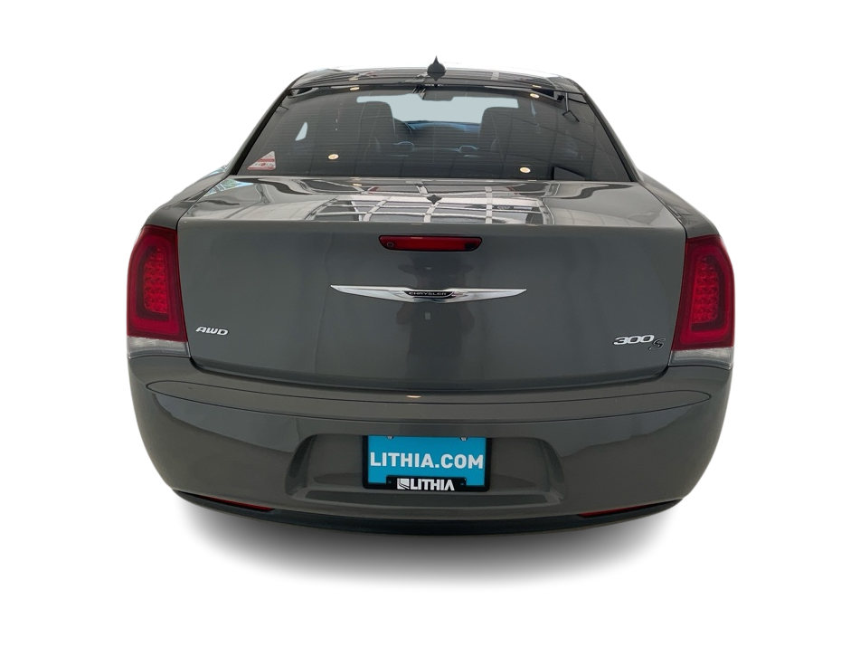 Thumbnail: 2017 Chrysler 300 - 5