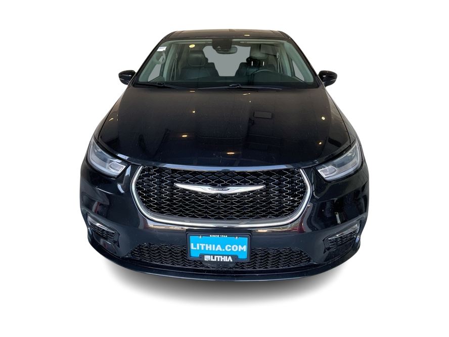 Thumbnail: 2023 Chrysler Pacifica - 6