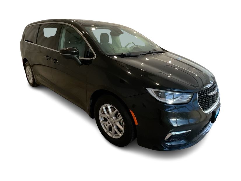 2023 Chrysler Pacifica Touring L 18