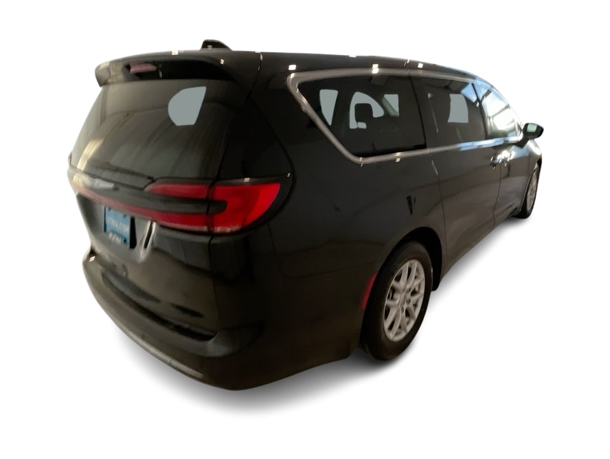 2023 Chrysler Pacifica Touring L 20