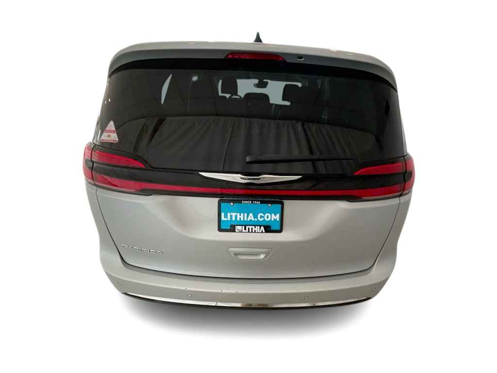 Thumbnail: 2023 Chrysler Pacifica - 4