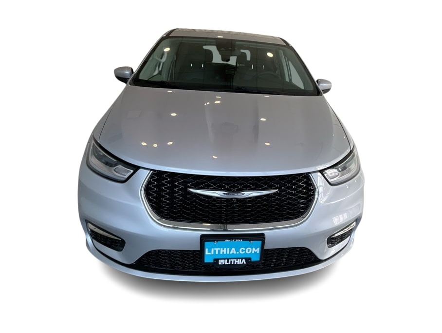 Thumbnail: 2023 Chrysler Pacifica - 5