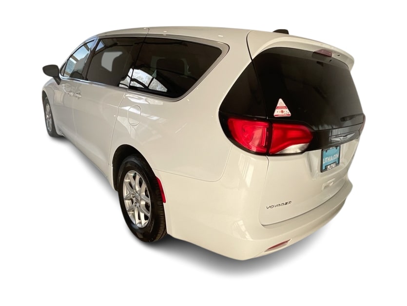 Thumbnail: 2023 Chrysler Voyager - 3