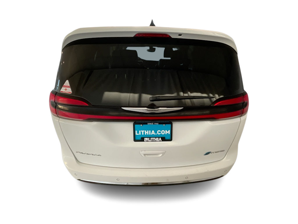 Thumbnail: 2023 Chrysler Pacifica - 4