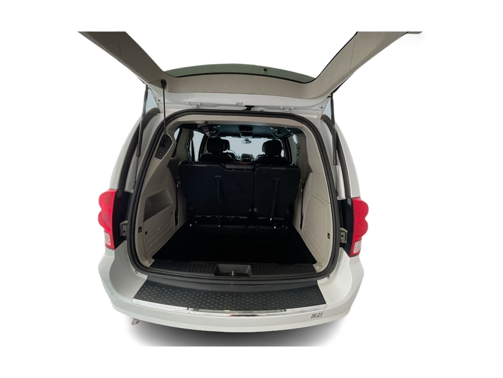 Thumbnail: 2019 Dodge Grand Caravan - 16