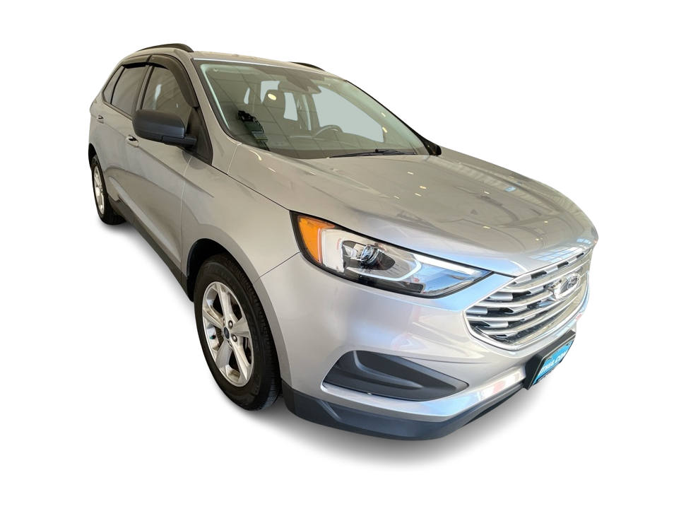 Thumbnail: 2021 Ford Edge - 17
