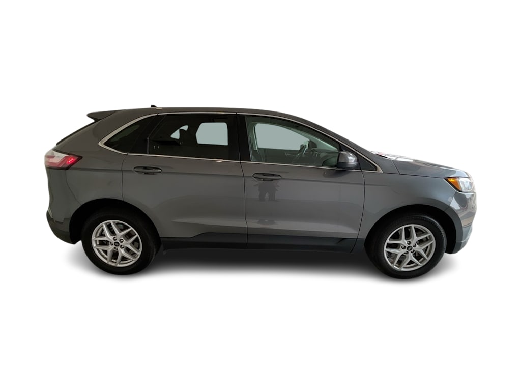 Thumbnail: 2024 Ford Edge - 21