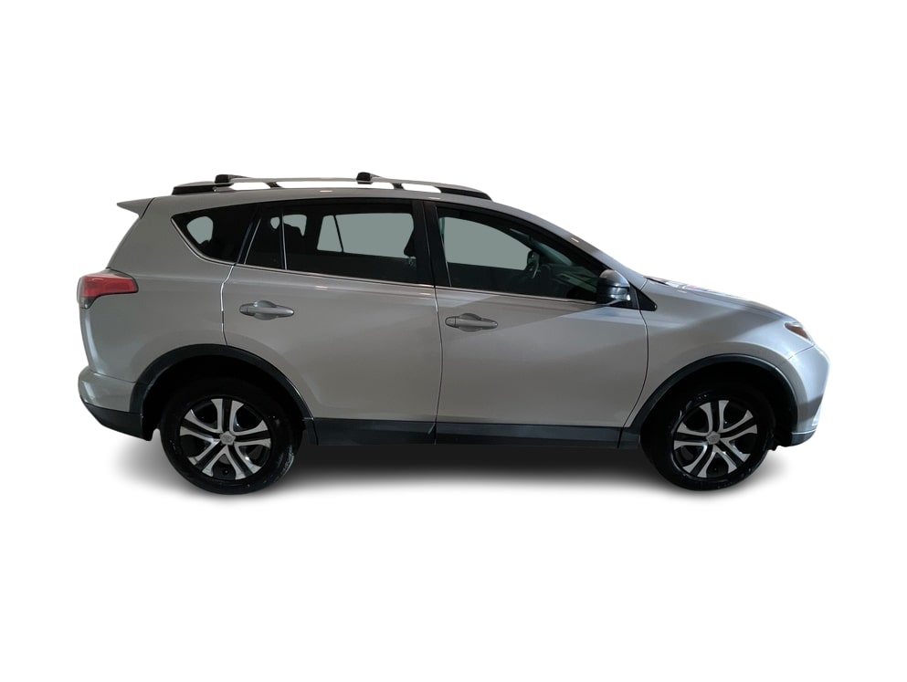 2016 Toyota RAV4 LE 17