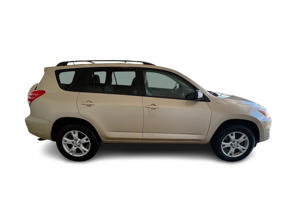 Thumbnail: 2012 Toyota RAV4 - 21