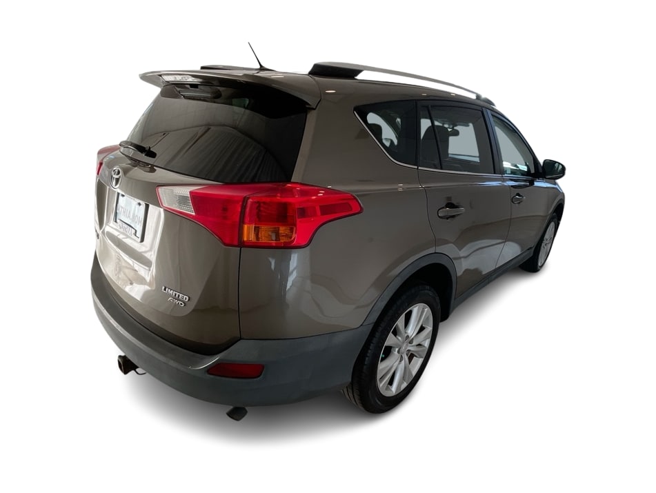 Thumbnail: 2013 Toyota RAV4 - 19