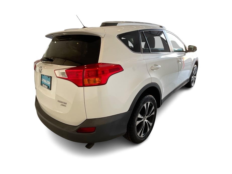 Thumbnail: 2015 Toyota RAV4 - 19