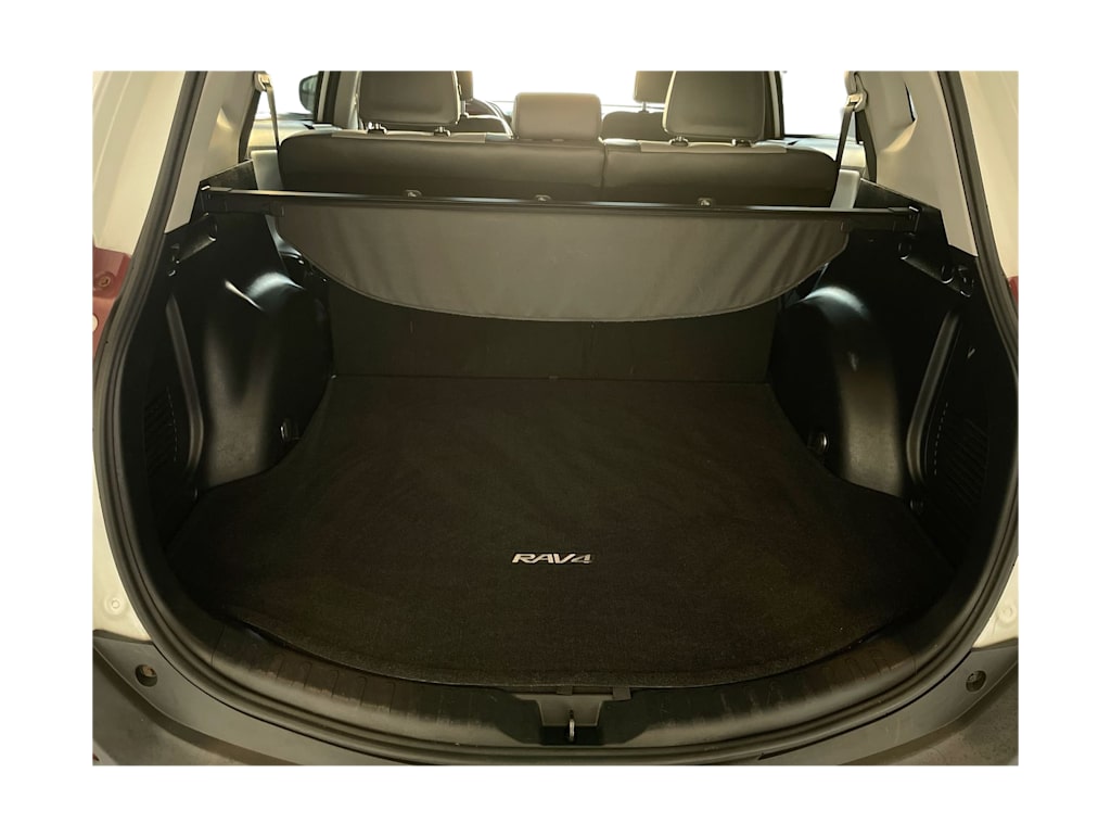 Thumbnail: 2015 Toyota RAV4 - 14