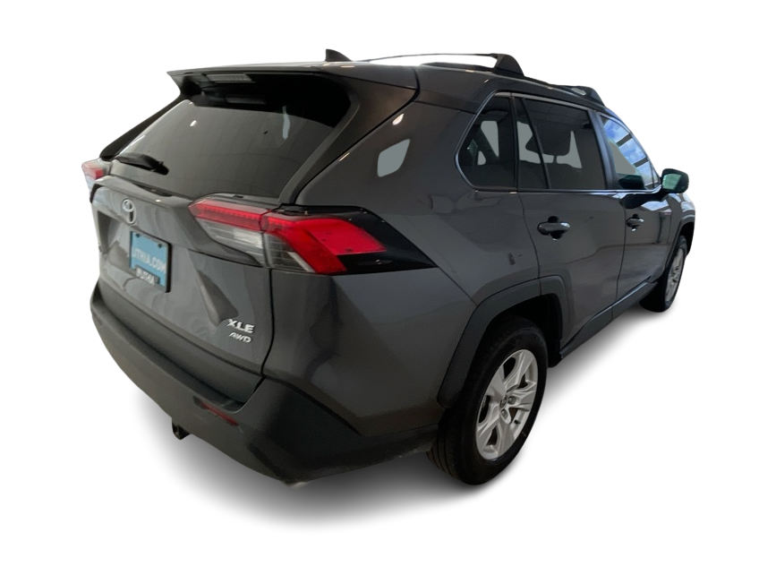 Thumbnail: 2021 Toyota RAV4 - 20