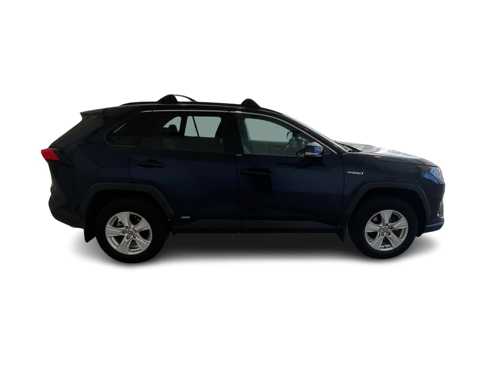 Thumbnail: 2021 Toyota RAV4 - 21