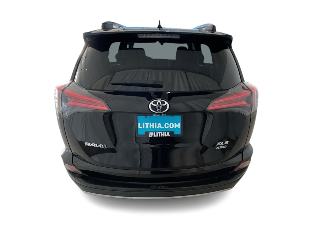 Thumbnail: 2018 Toyota RAV4 - 19