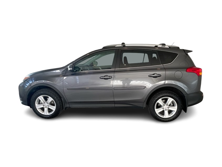 Thumbnail: 2013 Toyota RAV4 - 3