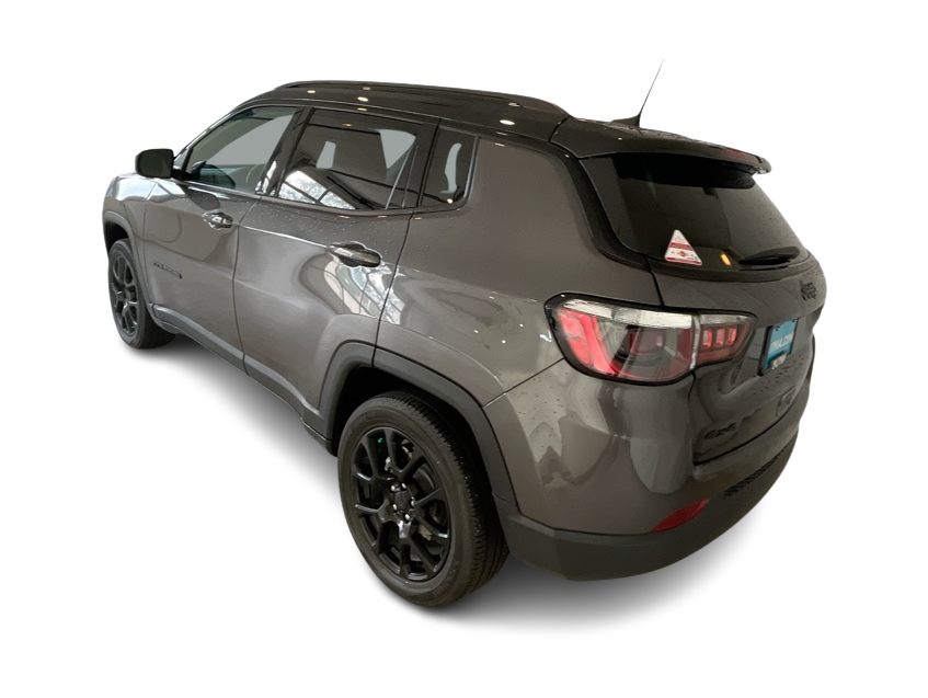 Thumbnail: 2022 Jeep Compass - 4