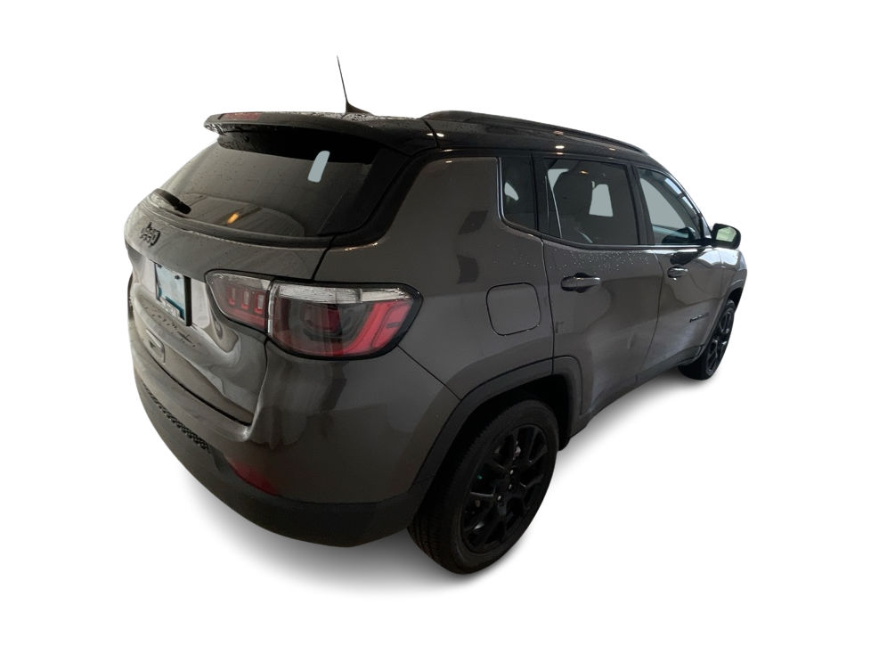 Thumbnail: 2022 Jeep Compass - 19