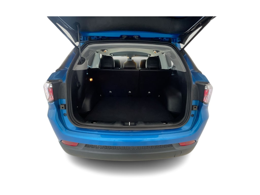 Thumbnail: 2022 Jeep Compass - 15