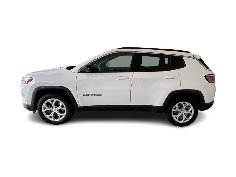 Thumbnail: 2024 Jeep Compass - 3
