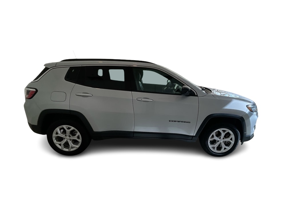 Thumbnail: 2024 Jeep Compass - 22