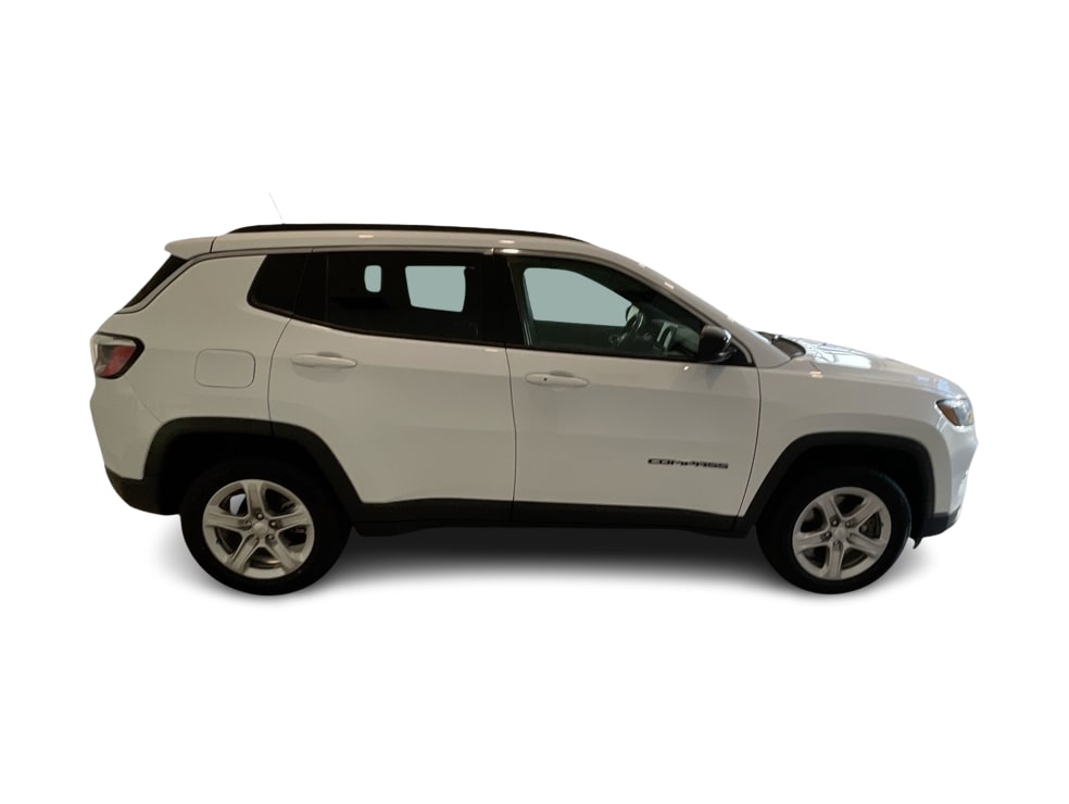 Thumbnail: 2024 Jeep Compass - 21