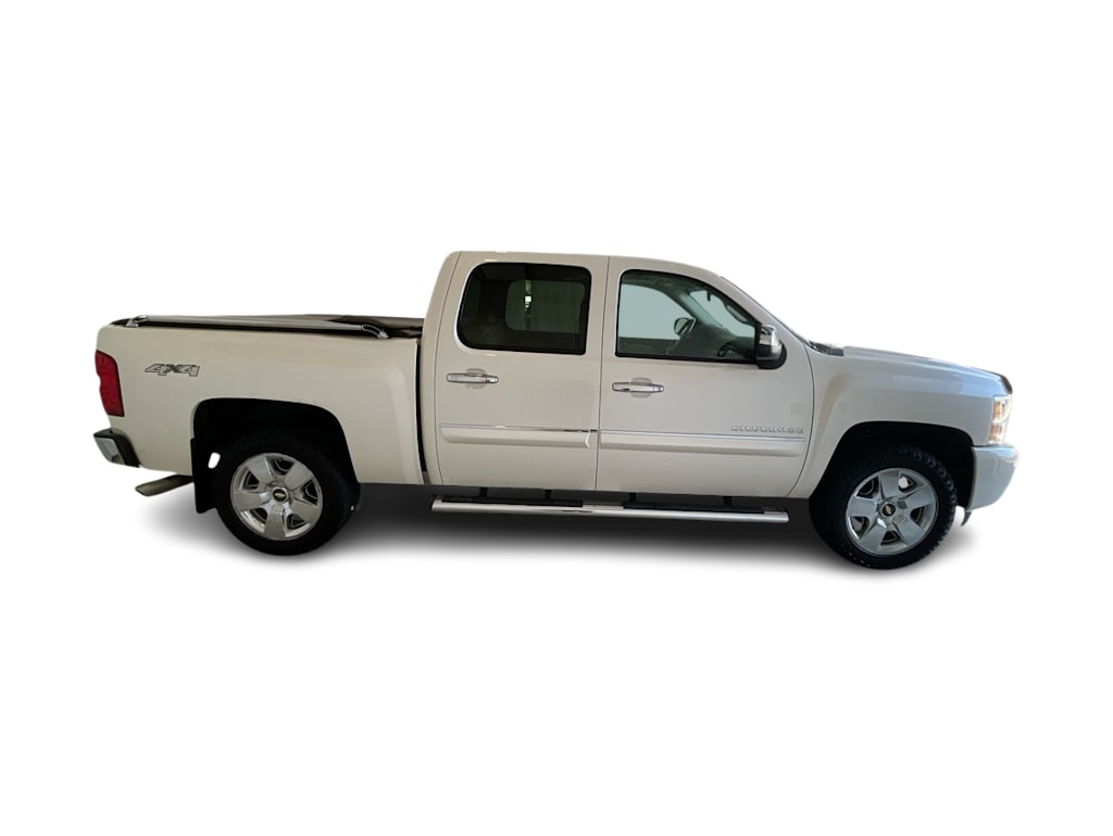 Thumbnail: 2011 Chevrolet Silverado 1500 - 20