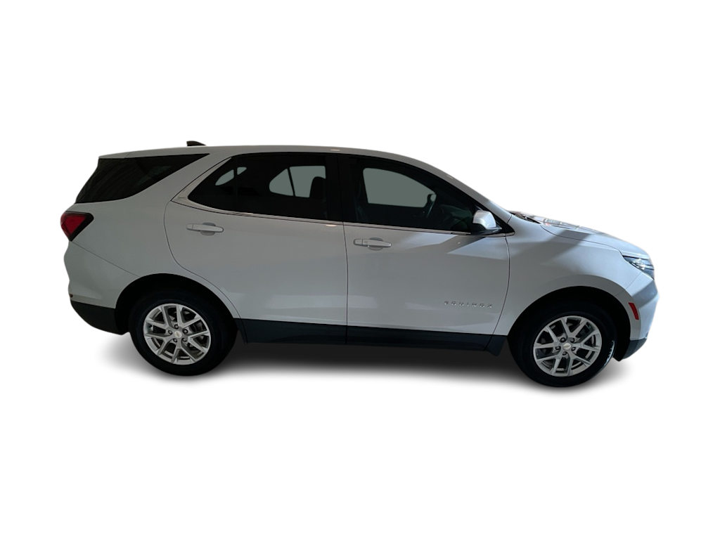 Thumbnail: 2022 Chevrolet Equinox - 21