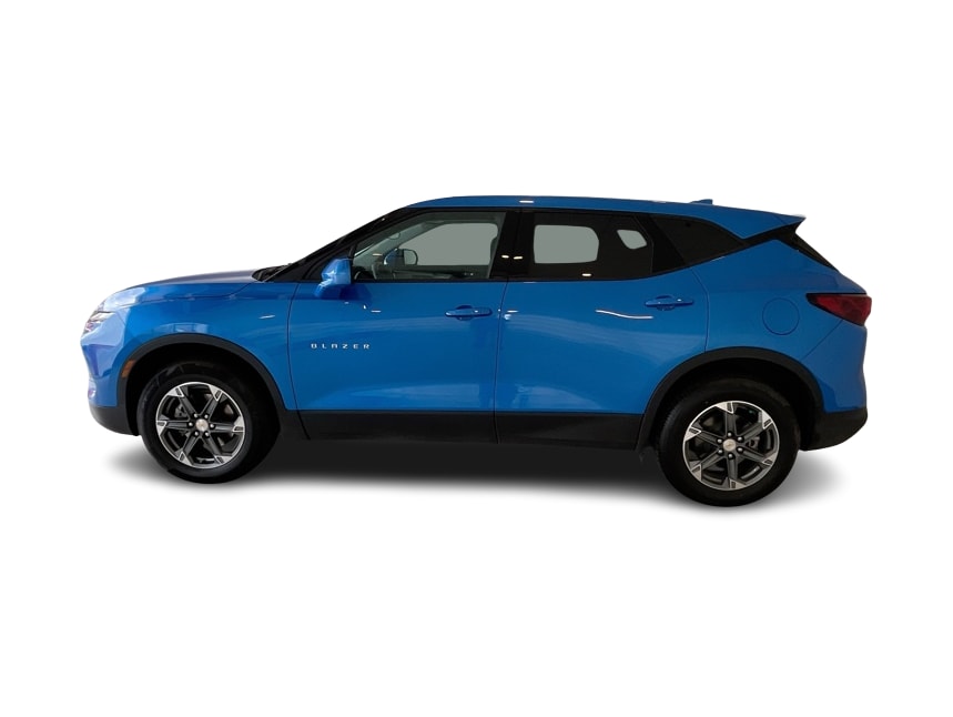Thumbnail: 2025 Chevrolet Blazer - 3