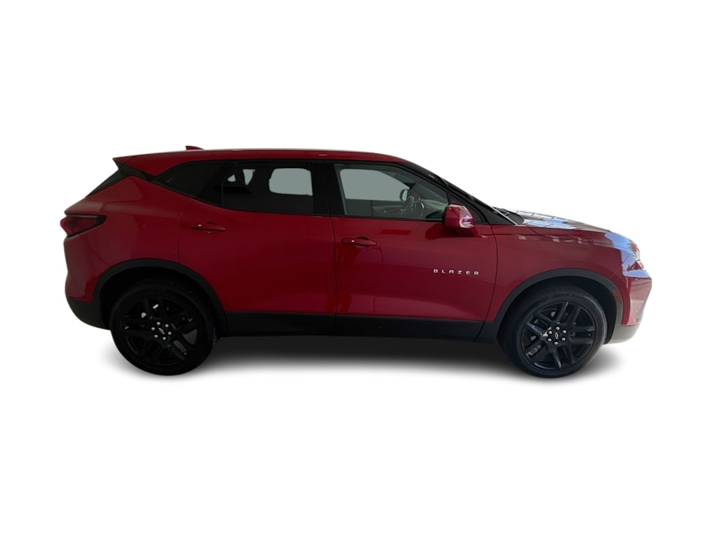 Thumbnail: 2021 Chevrolet Blazer - 21