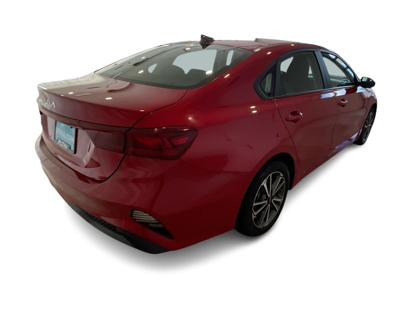 Thumbnail: 2023 Kia Forte - 20