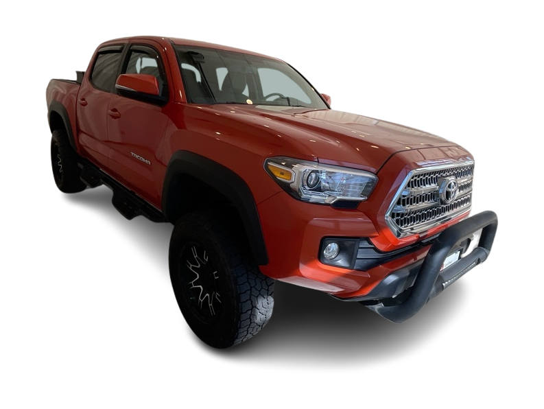 Thumbnail: 2016 Toyota Tacoma - 17