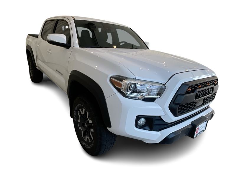 Thumbnail: 2019 Toyota Tacoma - 19