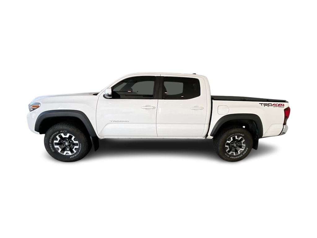 Thumbnail: 2019 Toyota Tacoma - 3