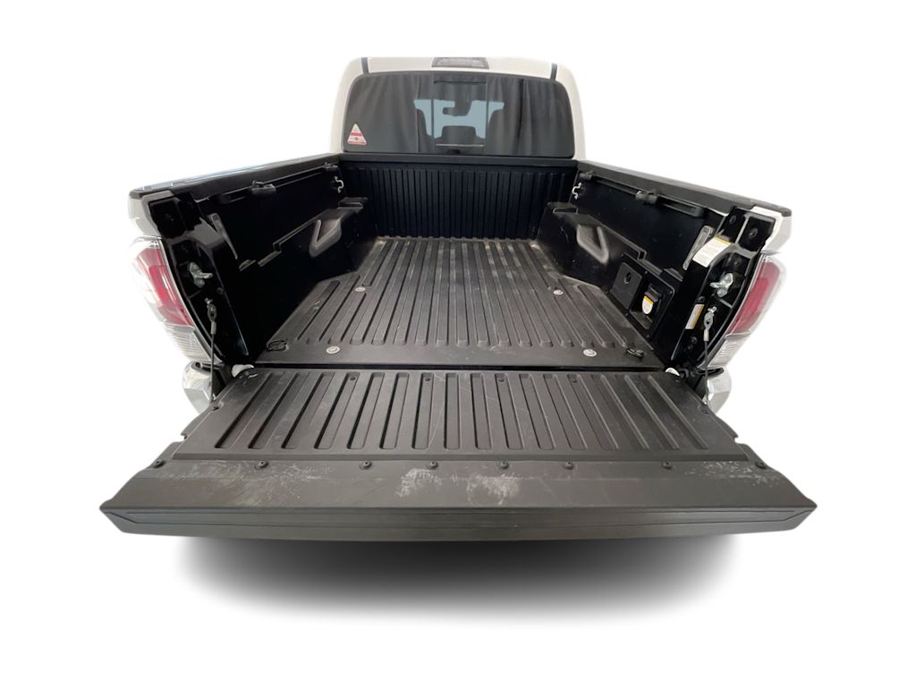 Thumbnail: 2023 Toyota Tacoma - 15