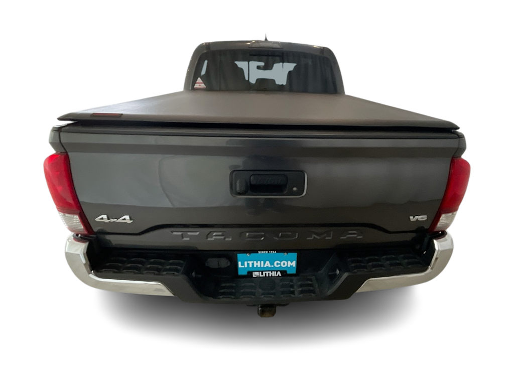 Thumbnail: 2018 Toyota Tacoma - 5