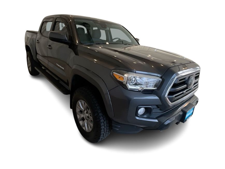 Thumbnail: 2018 Toyota Tacoma - 18