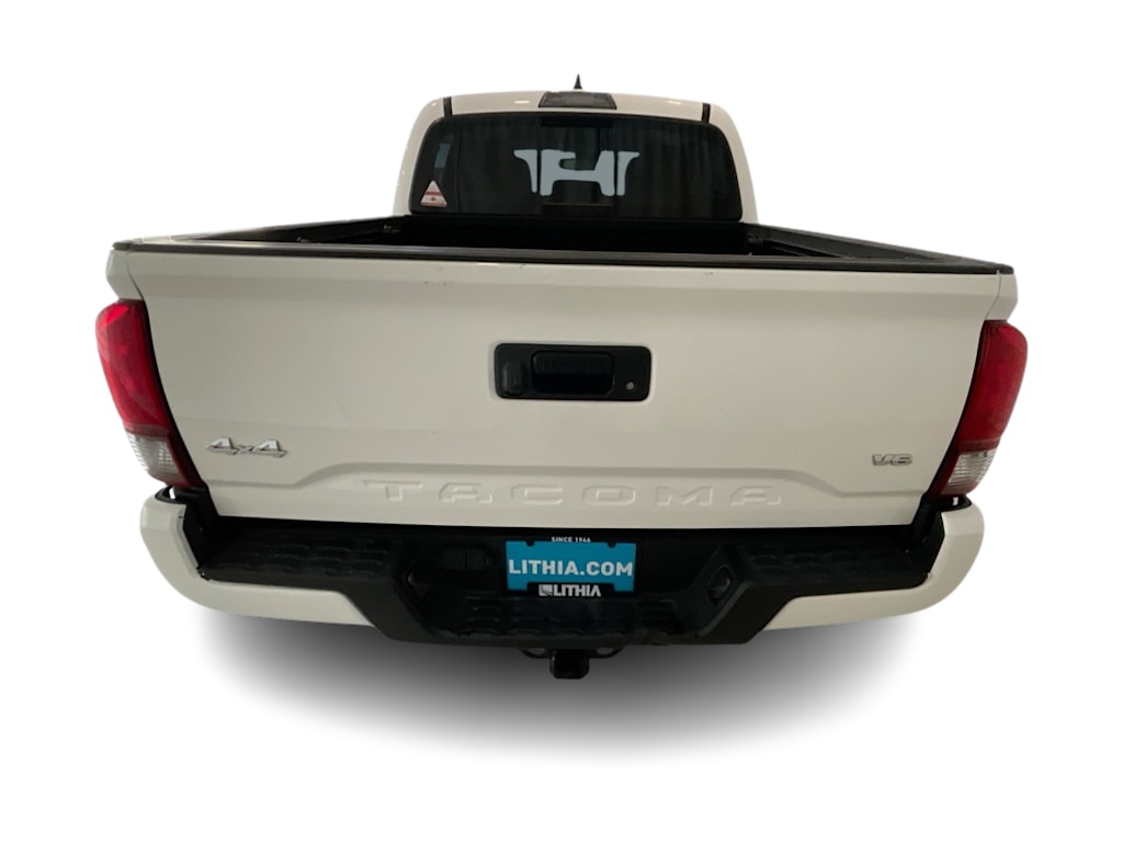 Thumbnail: 2022 Toyota Tacoma - 5