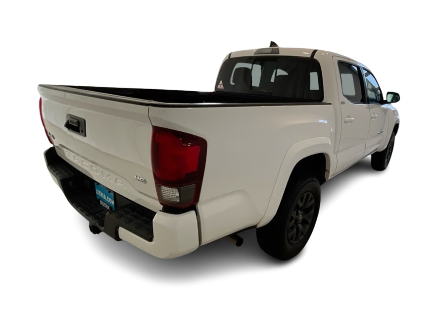 Thumbnail: 2022 Toyota Tacoma - 4