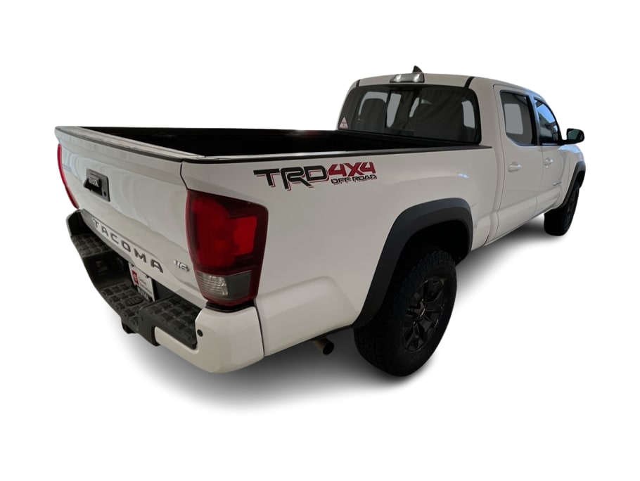 Thumbnail: 2019 Toyota Tacoma - 19