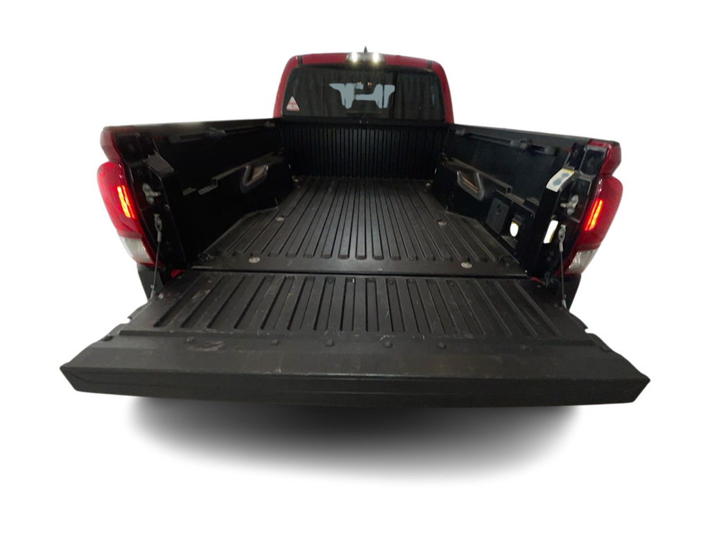 Thumbnail: 2019 Toyota Tacoma - 15