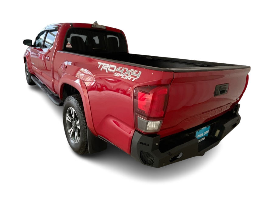 Thumbnail: 2019 Toyota Tacoma - 4