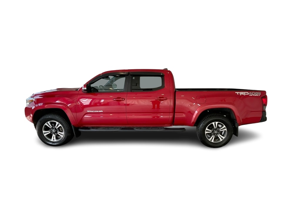 Thumbnail: 2019 Toyota Tacoma - 3