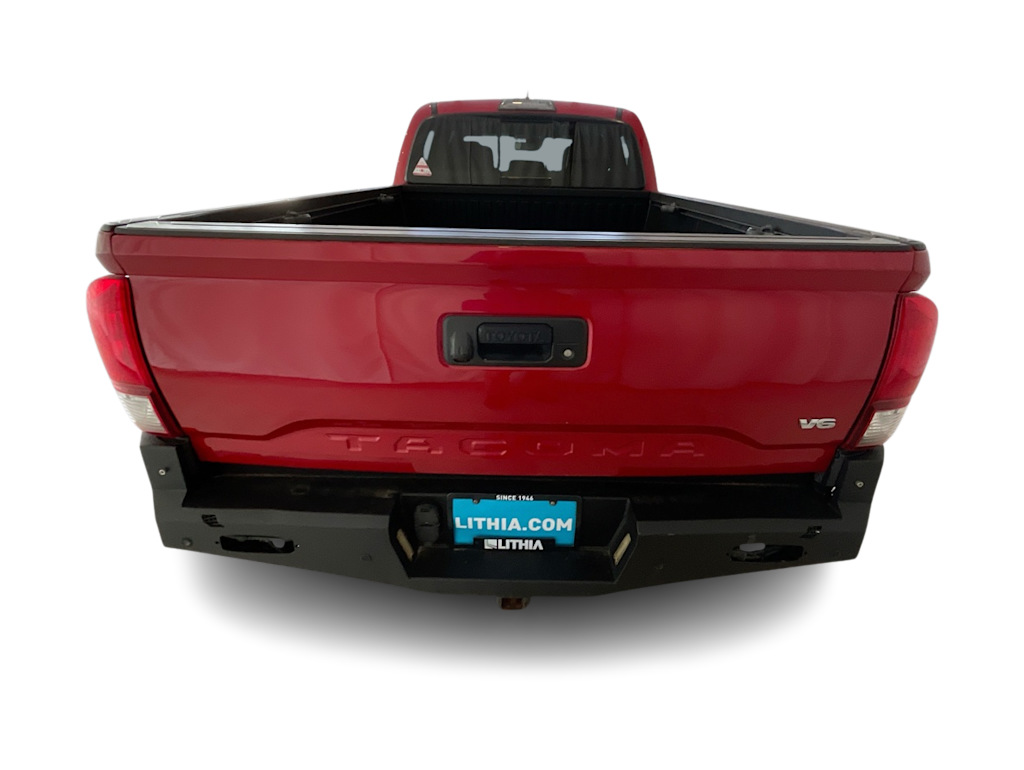 Thumbnail: 2019 Toyota Tacoma - 5